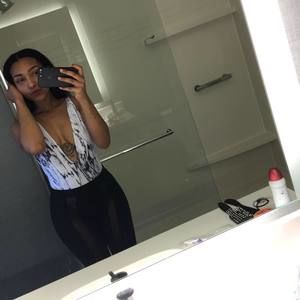 Meet your Posher, Arianna